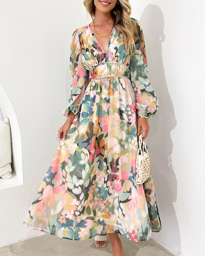 Sara | Naisellinen kukkakuvioitu mekko | Anne Helsinki