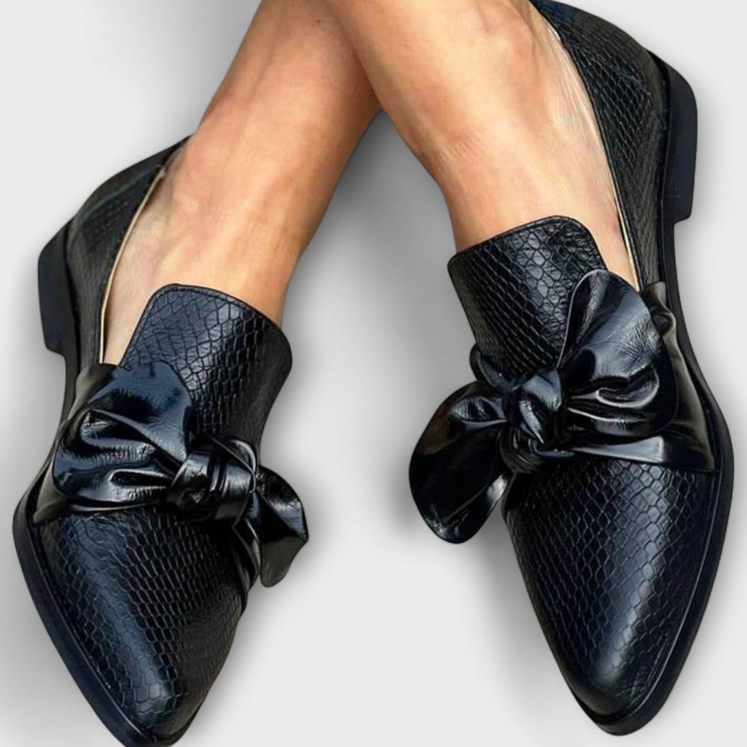 Claudia | Loaferit solmiotteen kanssa | Anne Helsinki