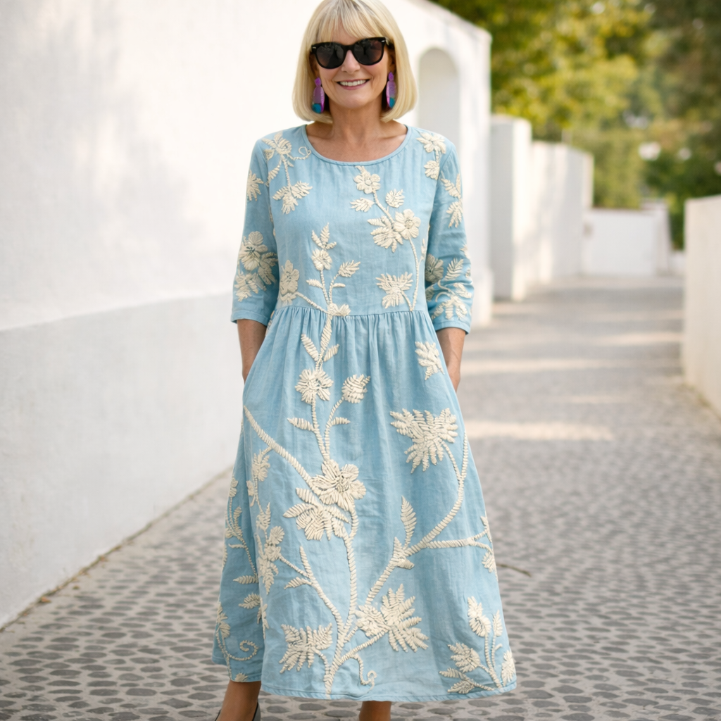 Nelly | Maxi mekko - kukallinen kuosi | Anne Helsinki